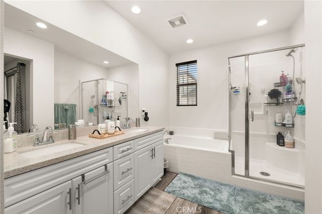 2815 E Berry Loop Privado, Ontario, CA 91761