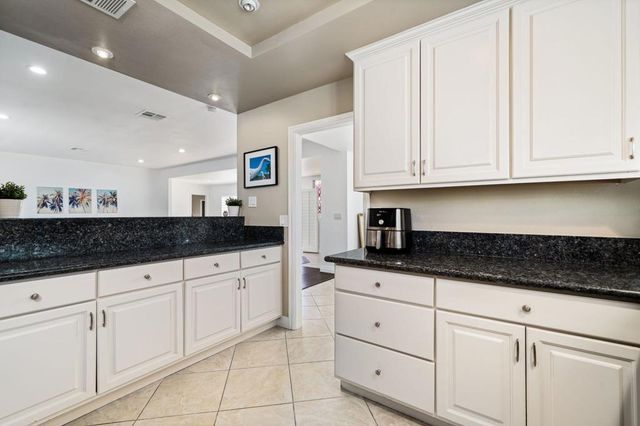 78483 Calle Huerta, La Quinta, CA 92253