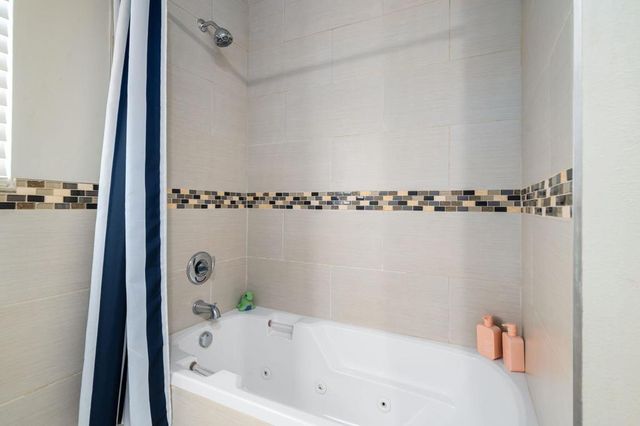 78483 Calle Huerta, La Quinta, CA 92253