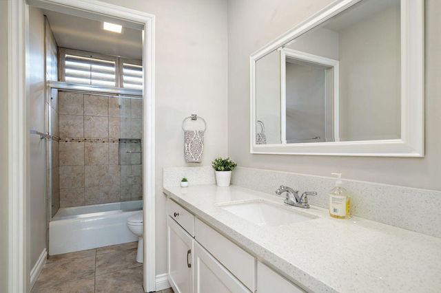 78483 Calle Huerta, La Quinta, CA 92253