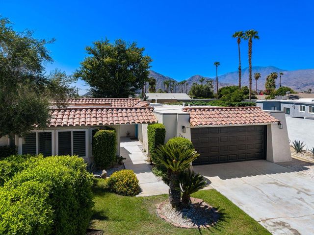 78483 Calle Huerta, La Quinta, CA 92253