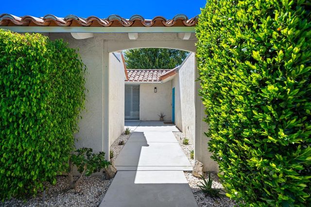 78483 Calle Huerta, La Quinta, CA 92253