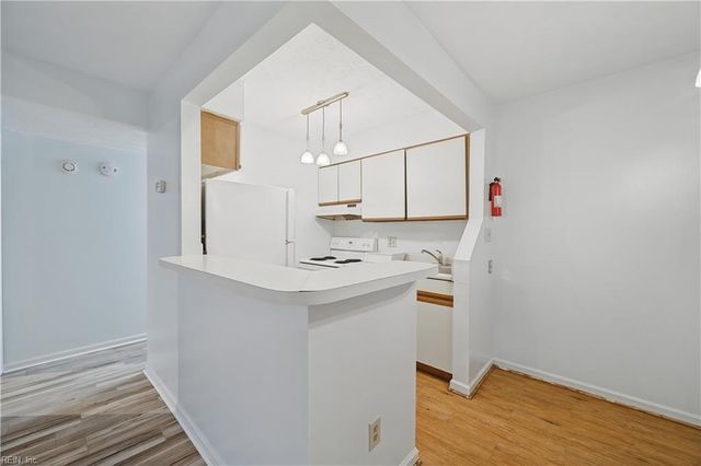 124 Wells CT, Hampton, VA 23666