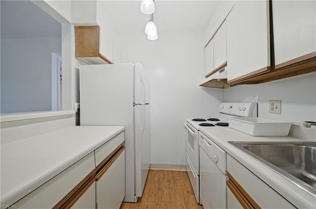 124 Wells CT, Hampton, VA 23666