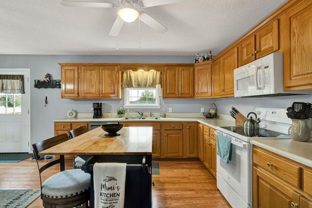 49 Brandon Lane, Chatsworth, GA 30705
