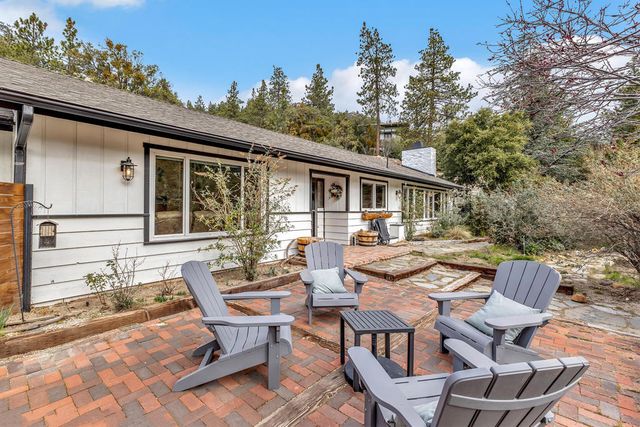54680 Falling Leaf Drive, Idyllwild, CA 92549