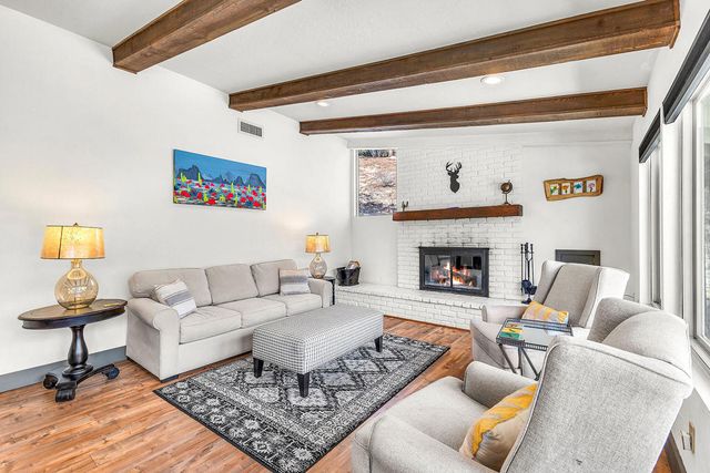 54680 Falling Leaf Drive, Idyllwild, CA 92549