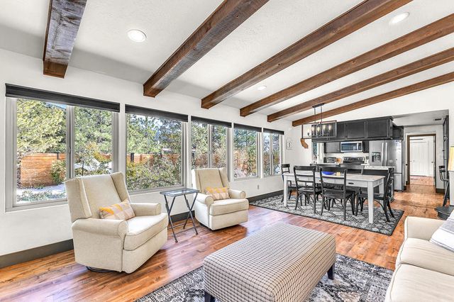 54680 Falling Leaf Drive, Idyllwild, CA 92549