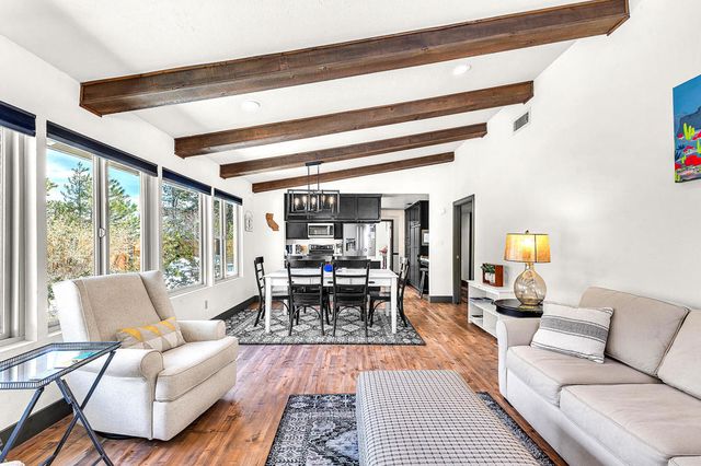 54680 Falling Leaf Drive, Idyllwild, CA 92549