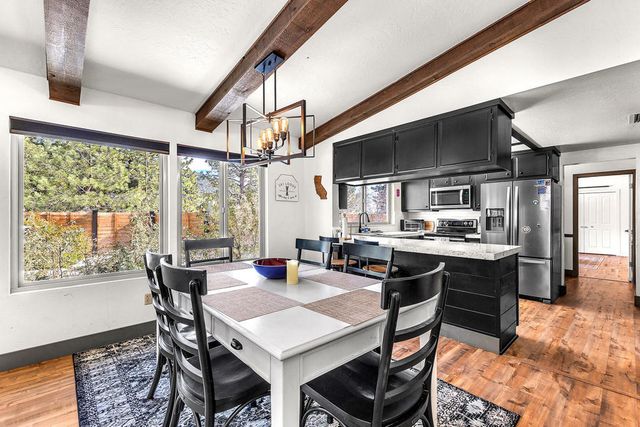 54680 Falling Leaf Drive, Idyllwild, CA 92549