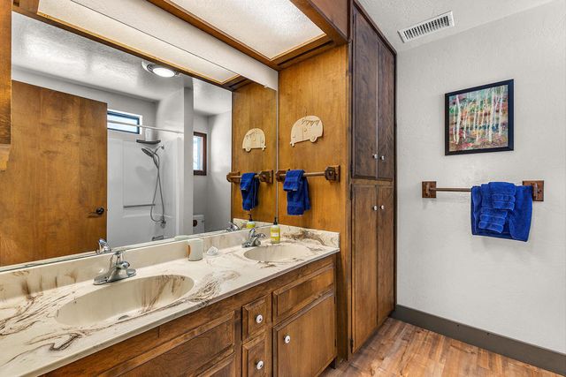 54680 Falling Leaf Drive, Idyllwild, CA 92549