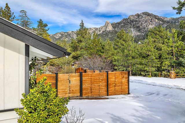 54680 Falling Leaf Drive, Idyllwild, CA 92549