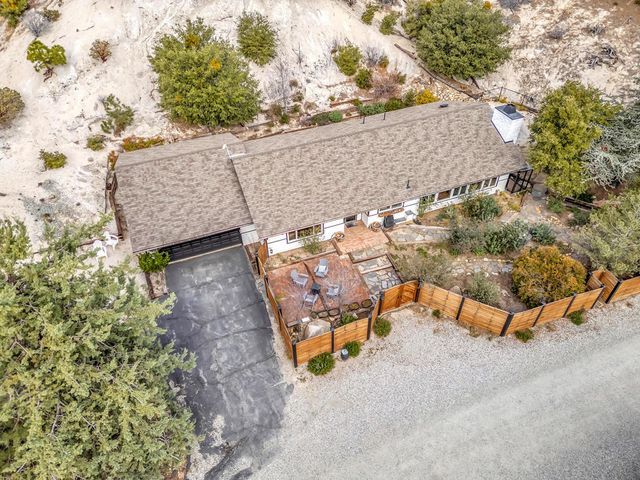 54680 Falling Leaf Drive, Idyllwild, CA 92549