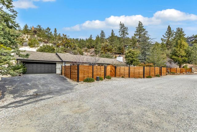 54680 Falling Leaf Drive, Idyllwild, CA 92549