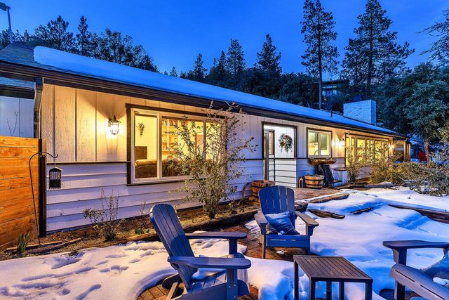 54680 Falling Leaf Drive, Idyllwild, CA 92549