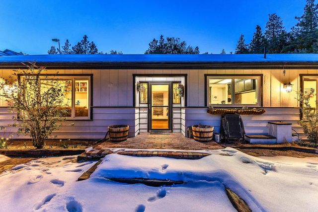 54680 Falling Leaf Drive, Idyllwild, CA 92549