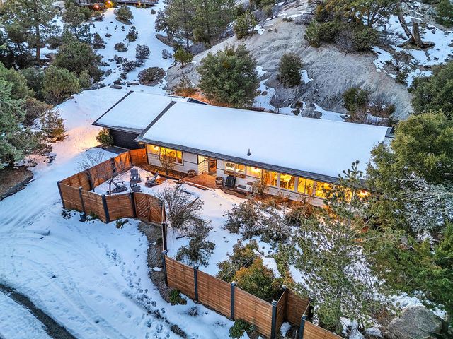 54680 Falling Leaf Drive, Idyllwild, CA 92549