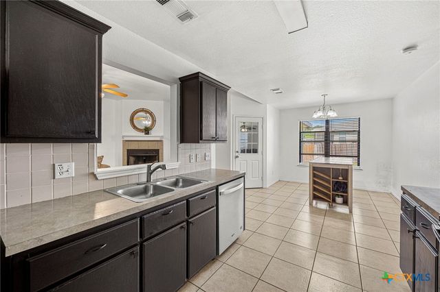 1320 Travis Circle, Copperas Cove, TX 76522