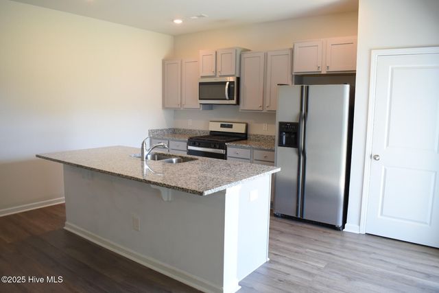 832 Delta Court, Wilmington, NC 28401