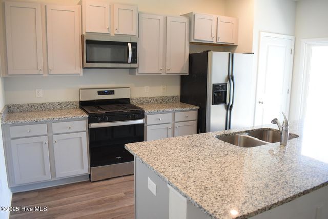 832 Delta Court, Wilmington, NC 28401