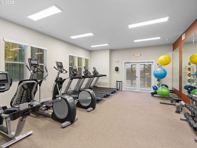 17182 Sw APPLEDALE Rd 405, Beaverton, OR 97007