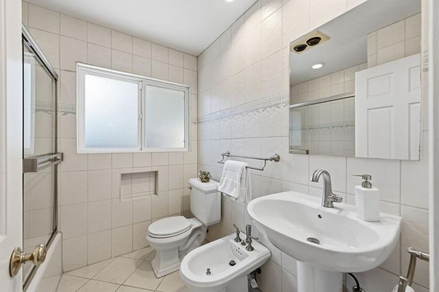 28 Willow Road, Menlo Park, CA 94025