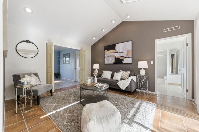 28 Willow Road, Menlo Park, CA 94025