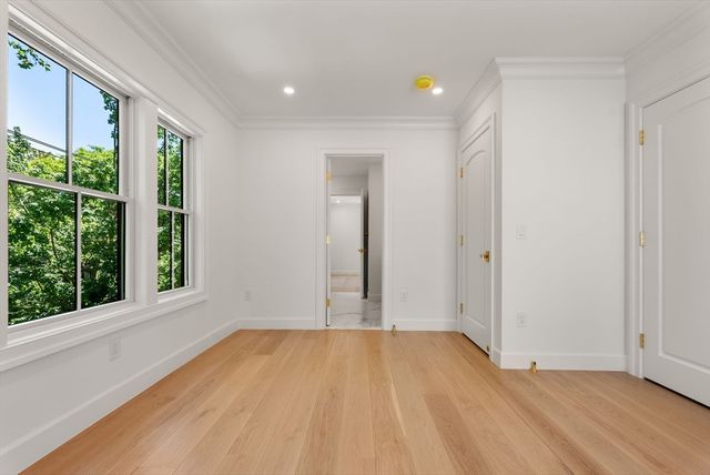 18 Naples Rd, Brookline, MA 02446