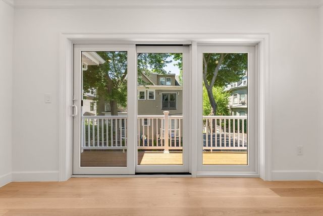 18 Naples Rd, Brookline, MA 02446