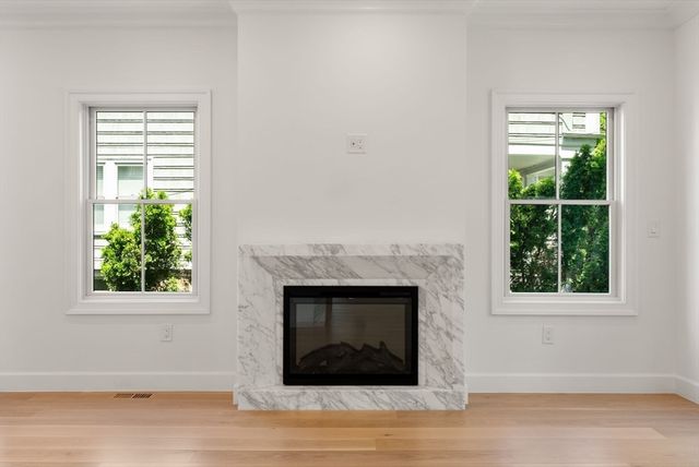 18 Naples Rd, Brookline, MA 02446
