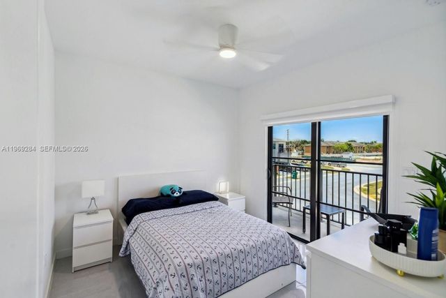 1396 NW 3rd St, Florida City, FL 33034