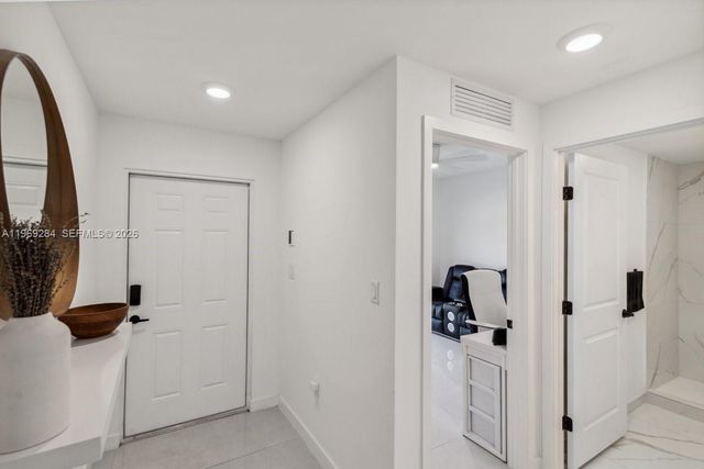 1396 NW 3rd St, Florida City, FL 33034