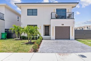 1396 NW 3rd St, Florida City, FL 33034