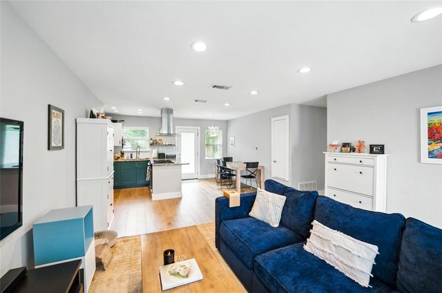 6501 Hickman Ave, Austin, TX 78723