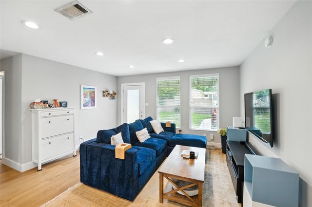 6501 Hickman Ave, Austin, TX 78723