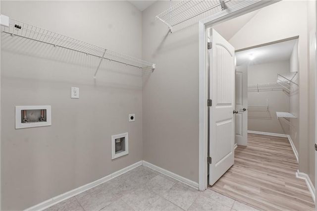 88 Thomaston Street, Newnan, GA 30263