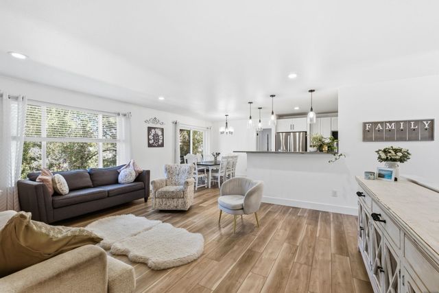 515 N FOX Ln, Spokane Valley, WA 99206