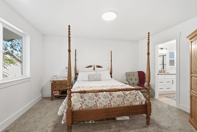 515 N FOX Ln, Spokane Valley, WA 99206