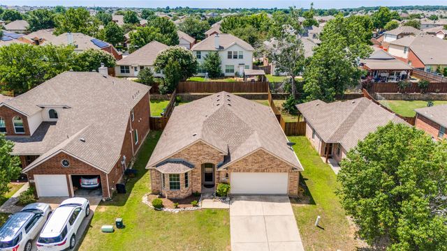 8616 Chisholm Trail, Cross Roads, TX 76227