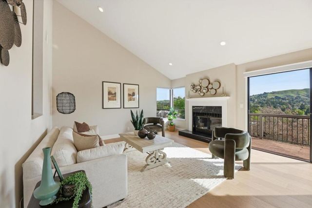 118 Merion Terrace, Moraga, CA 94556