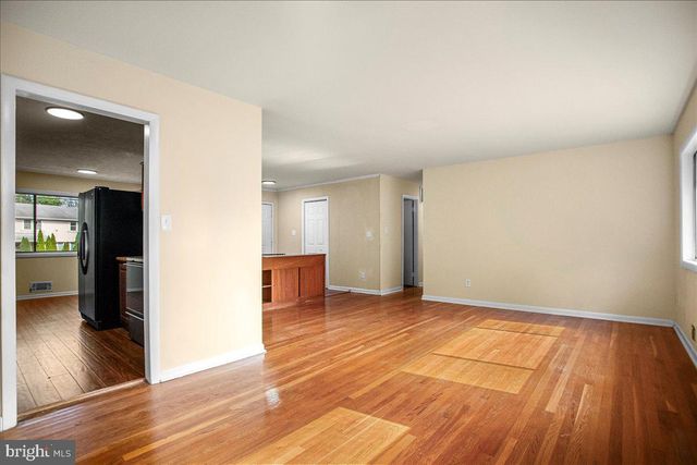 6700 CIPRIANO RD, Lanham, MD 20706