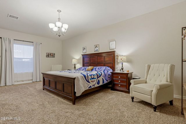 5601 VALLEY MAPLE Drive, El Paso, TX 79932