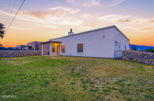 5601 VALLEY MAPLE Drive, El Paso, TX 79932