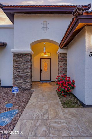 5601 VALLEY MAPLE Drive, El Paso, TX 79932