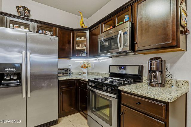 5601 VALLEY MAPLE Drive, El Paso, TX 79932