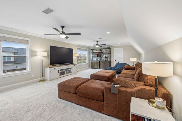 845 Brook Trl, Lebanon, TN 37087