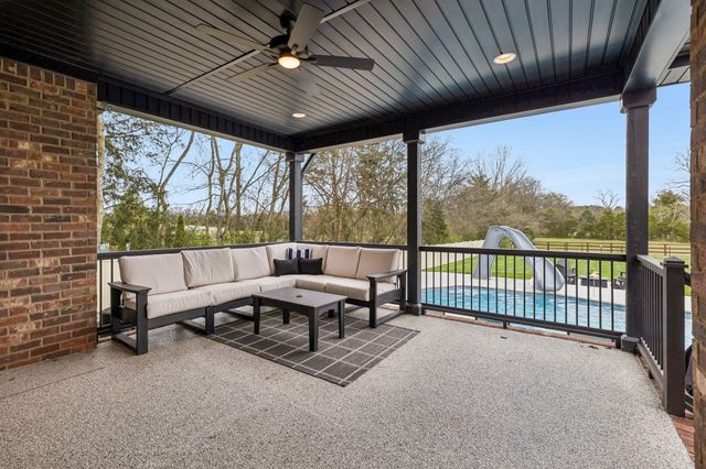 845 Brook Trl, Lebanon, TN 37087