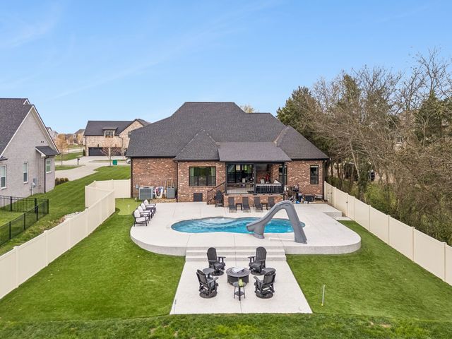 845 Brook Trl, Lebanon, TN 37087