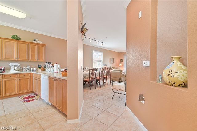 8251 Pathfinder LOOP 641, Fort Myers, FL 33919