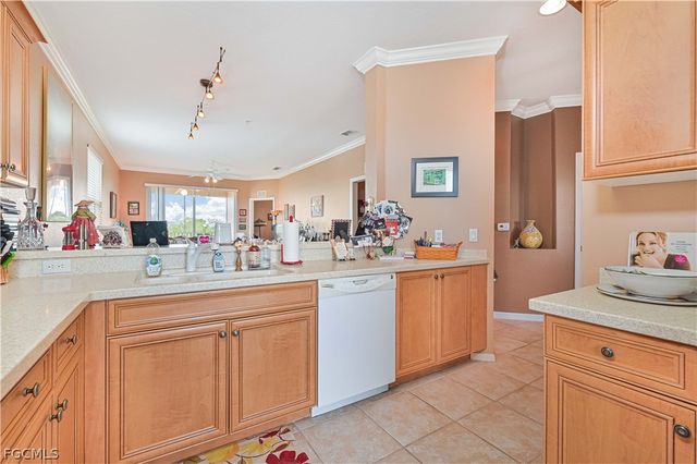 8251 Pathfinder LOOP 641, Fort Myers, FL 33919